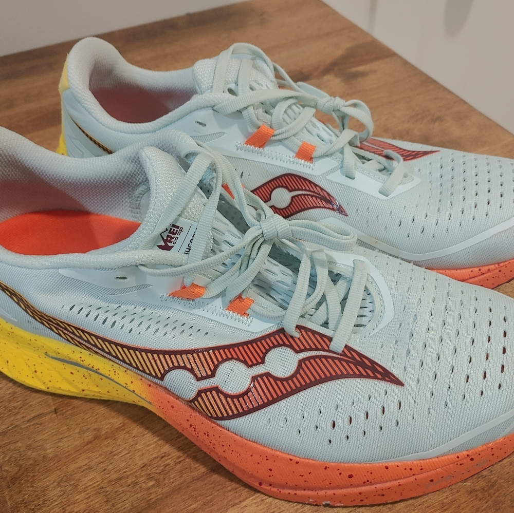 Saucony Endorphin Speed 4 Men's Size 12 Like New Condition
